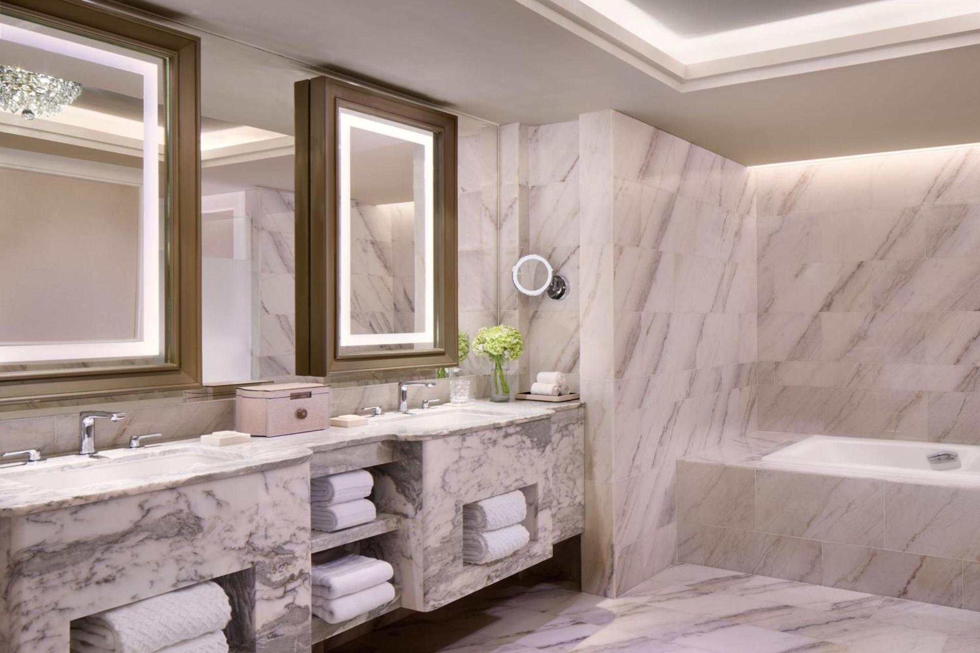 The St. Regis Jakarta Exterior photo